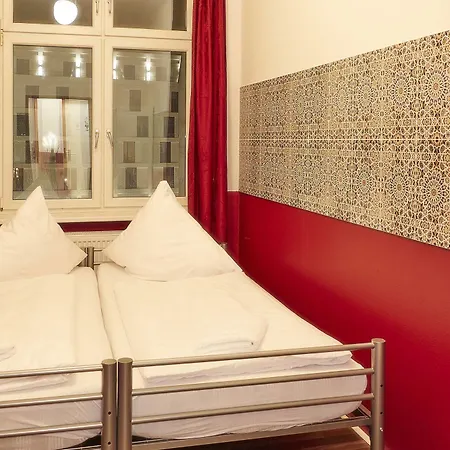 Hostel Ballhaus *