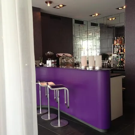 Q! Casa Berlin 4* Berlin