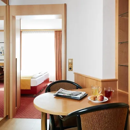Living Grosser Kurfuerst Hotel Berlin