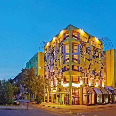 Hotel Plaza Charlottenburg 3*
