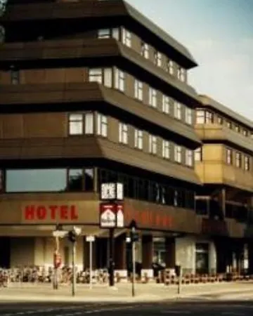 Central-hotel Tegel Отель 2*