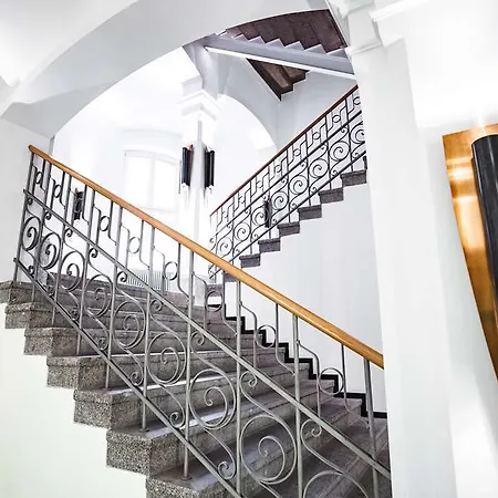 Hotel Ostbahnhof 4*