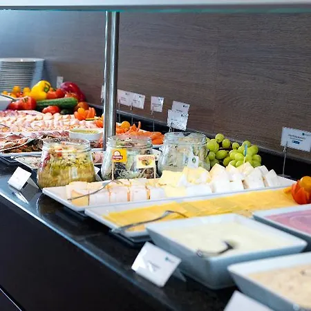 Garner - Spandau By Ihg Otel 4*