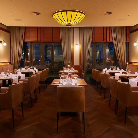 Hotel Hyperion 5*