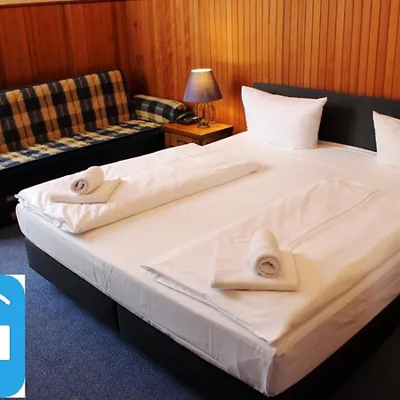 Hotel-pension Rheingold Am Kurfuerstendamm Otel Berlin