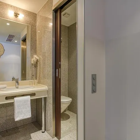 Hotel Titanic Comfort Kurfuerstendamm Berlín