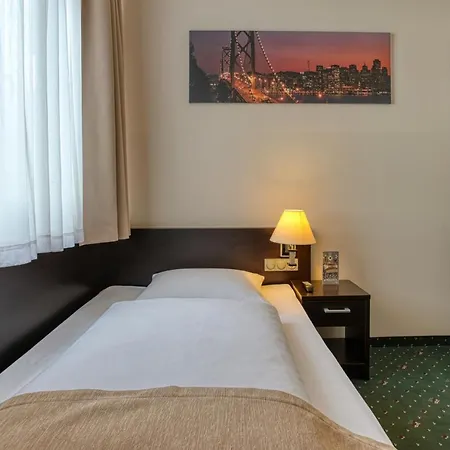 Titanic Comfort Kurfuerstendamm