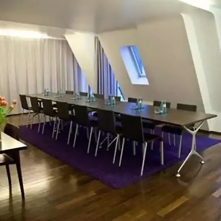 Q! 4*