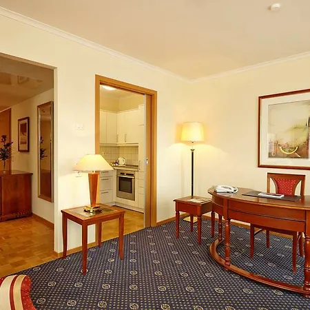 Hyperion Hotel