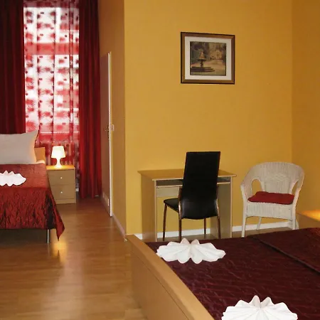 Hotel-pension Am Savignyplatz Guest house 2*