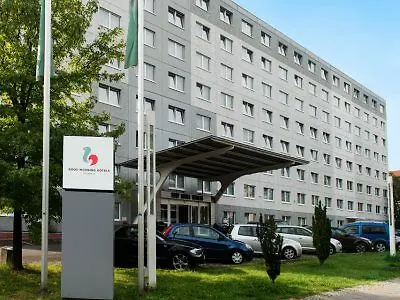 Good Morning + East Берлин