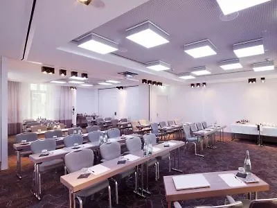 Indigo Berlin-alexanderplatz, An Ihg