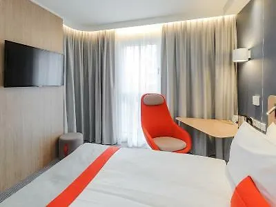 Hotel Holiday Inn Express - Berlin - Alexanderplatz By Ihg 3*