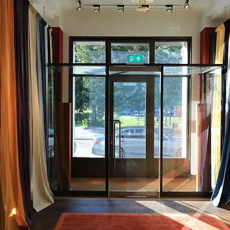 Orania.berlin Szálloda 5*
