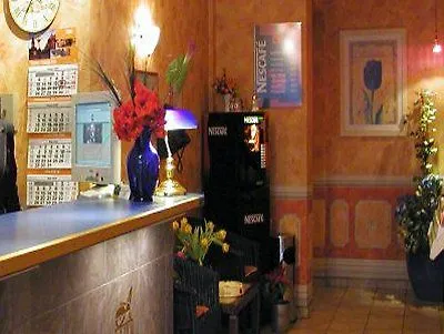 Hotel Ansbach Am Kadewe 3*