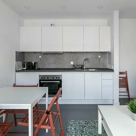 Apartment Holiday Frankfurter Allee 98