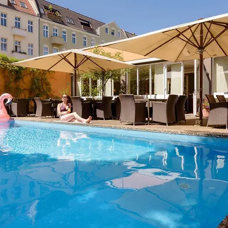 Hotel Mercure City West 4*