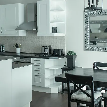 Palacina Apartment *