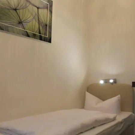Hotelpension Margrit Guest house Berlin
