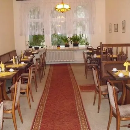 Hotelpension Margrit 2*