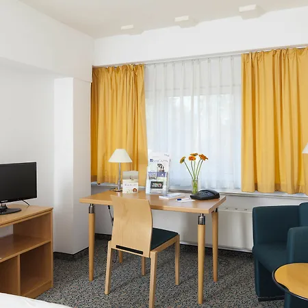 Hotel Akademie Pankow 3*