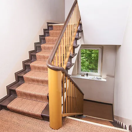 Hotel-pension Odin Pensjonat 2*