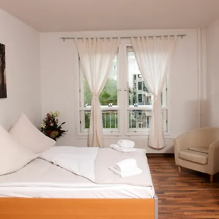 Am Brandenburger Tor Apartment *