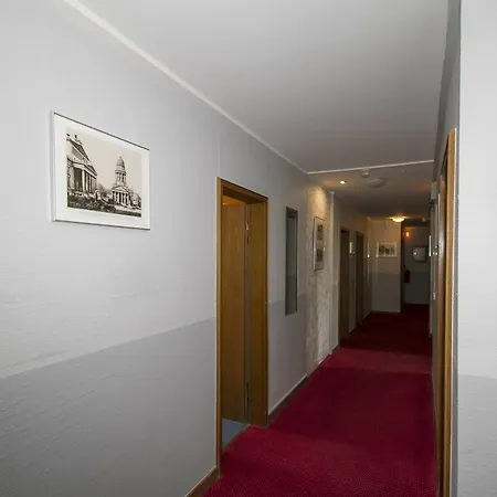 Spreewitz Am Kurfuerstendamm Hotel 3*