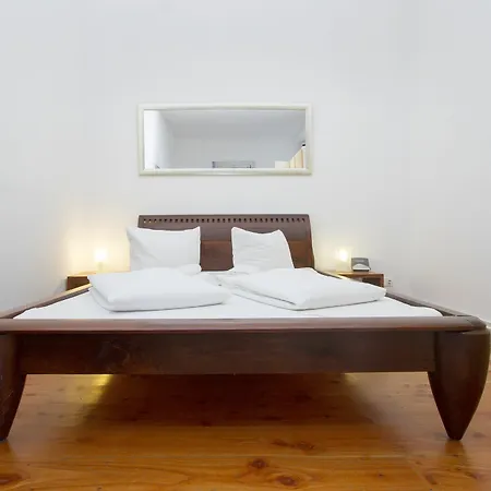 Im Arnimkiez Apartment