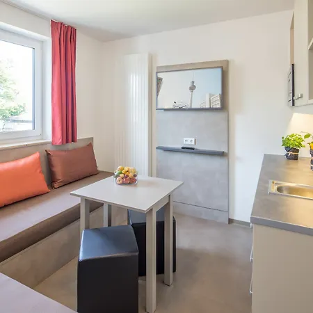 Aparthotel Trio 3*