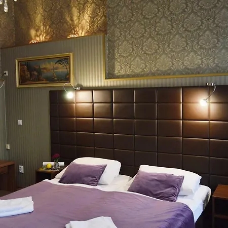 Guest house Bella 2*