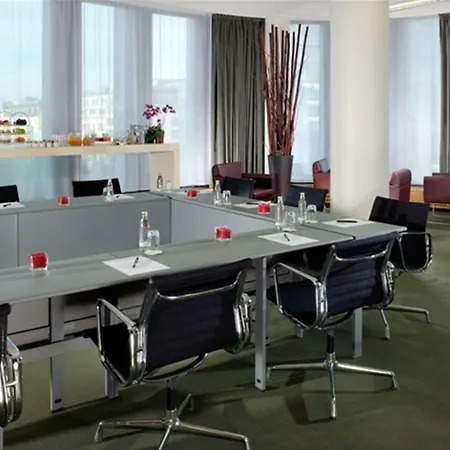Swissotel Kurfuerstendamm 5*