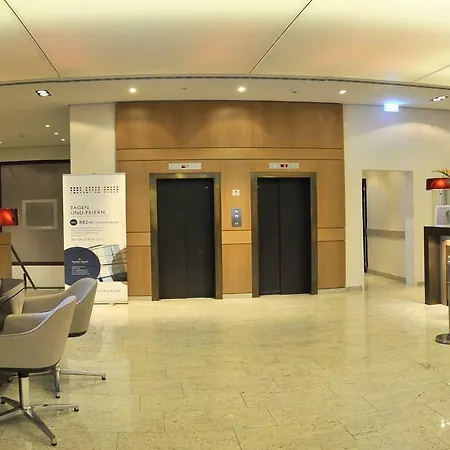 Hotel Golden Tulip Hamburg 4*