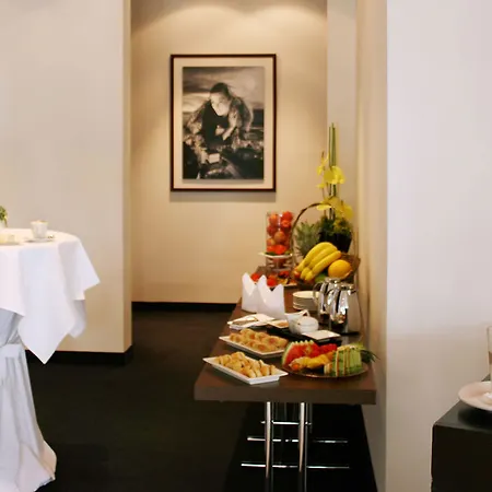 Hotel Holiday City Center East Prenzlauer Berg By Ihg