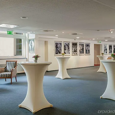 Hollywood Media Am Kurfuerstendamm Berlin