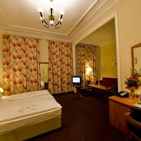 Delta Am Potsdamer Platz Hotel 3*