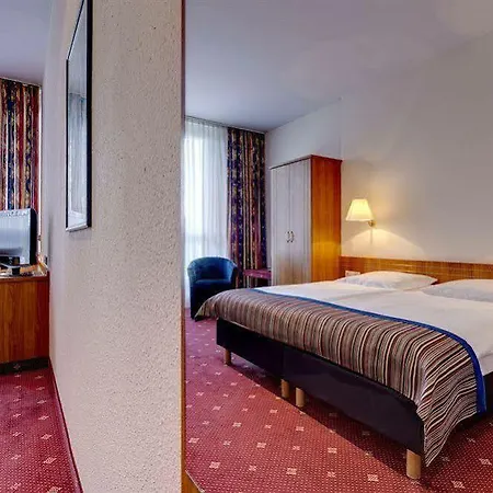 Hotel Centro West 4*