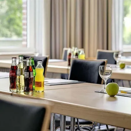 Centro West Hotel 4*