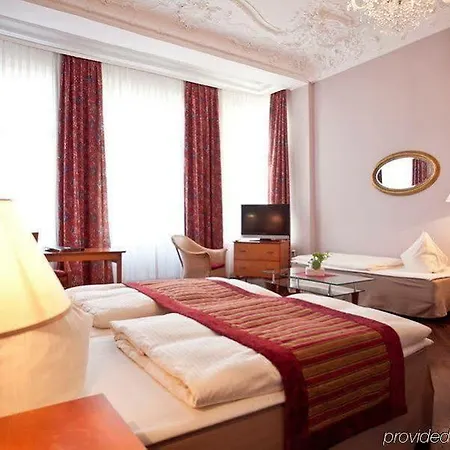 Hotel Safestay 3*