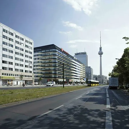 H4 Alexanderplatz מלון