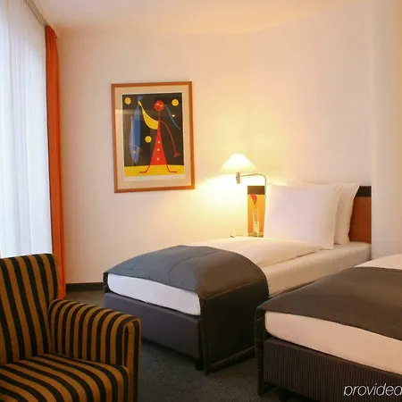 Hotel Holiday City Center East Prenzlauer Berg By Ihg 4*