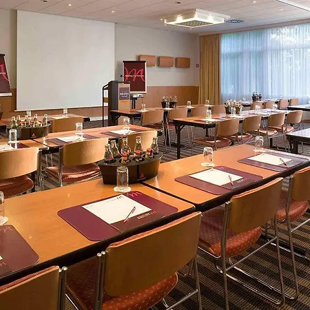 Отель Mercure Airport Tegel 4*