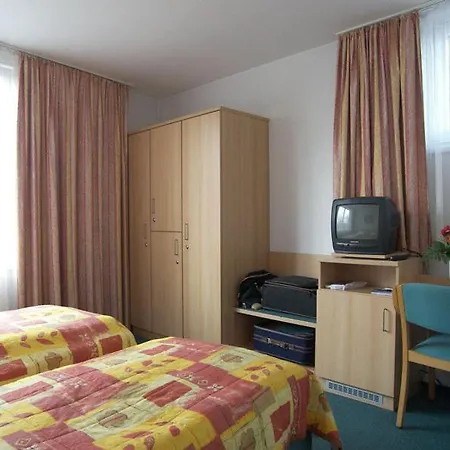 Hotel Armony & Business Center 3*