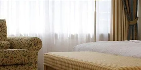 Domicil By Golden Tulip 4* Berlim