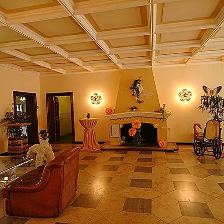 Gaestehaus Der Polizei Zajazd 3*