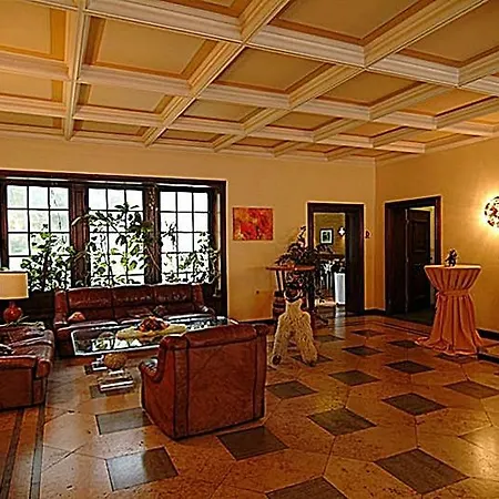 Zajazd Gaestehaus Der Polizei 3*