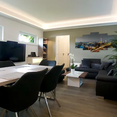 Am Schmeding Apartment *