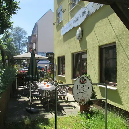 Hotel Kryom's 108 3*