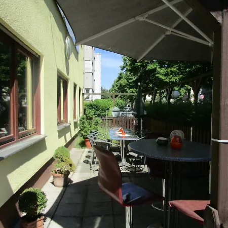 Kryom's 108 Berlin