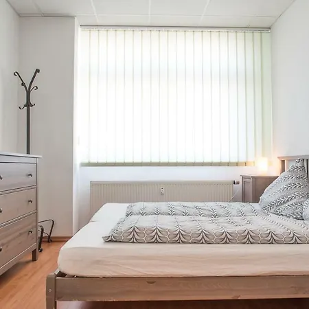 Apartment Spacious And Modern Furnished For 10 Guests Berlin